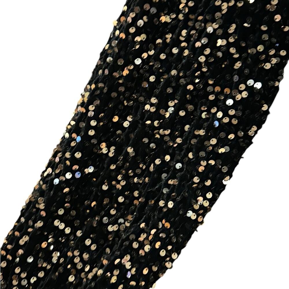 Black Sweatshirt with Velvet & Sequin Sleeve Women's Size Large - Picture 2 of 6